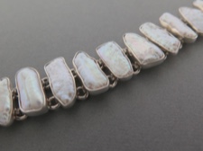 Biwa Pearl Bracelet