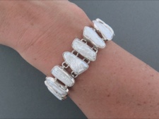 Biwa Pearl Bracelet