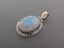 Rainbow Moonstone Oval