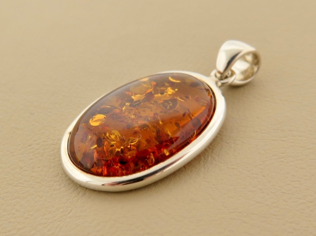 Amber Oval Pendant - Click Image to Close