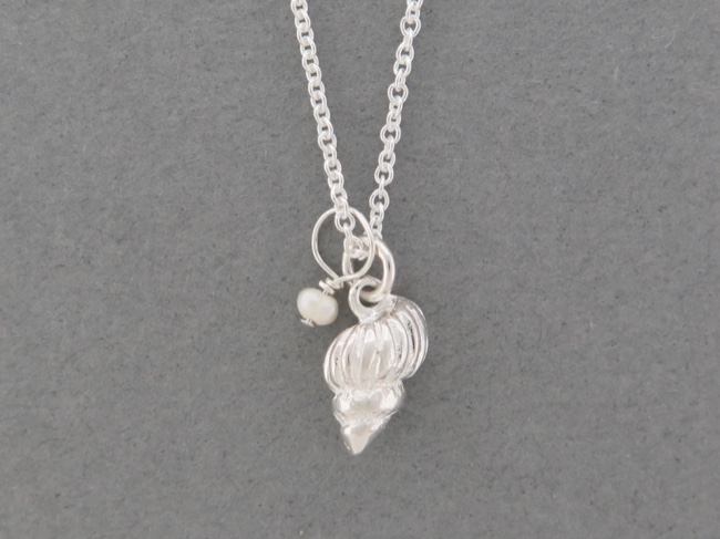 Sterling Conch Necklace - Click Image to Close